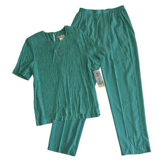 NWT 2 Piece Pant Suit Set Blouse Ribbed Dress Shirt Top Outfit USA Medium - Picture 1 of 15